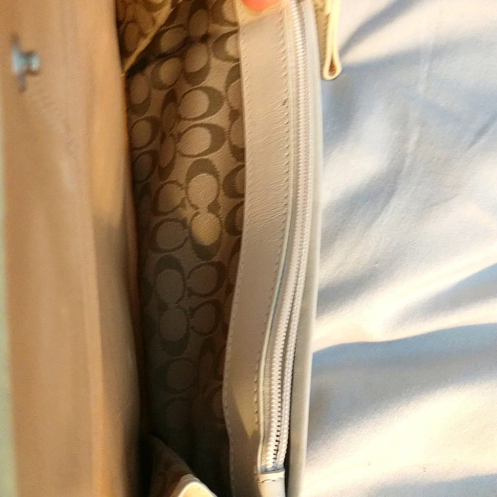 Vintage Coach wallet - Picture 5 of 12